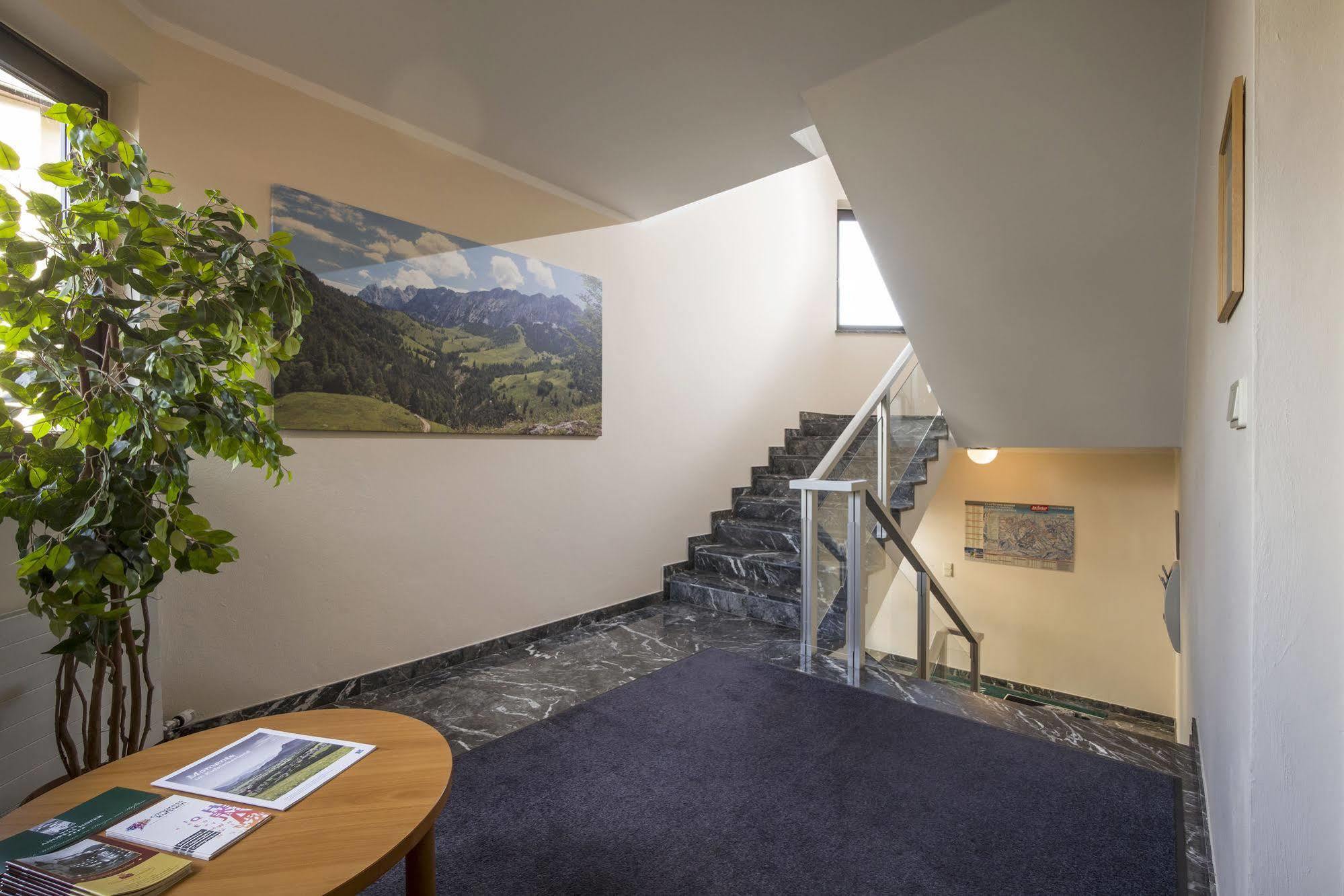 Aparthotel Andreas Hofer Kufstein Bagian luar foto